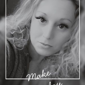 Meet your Posher, Danae